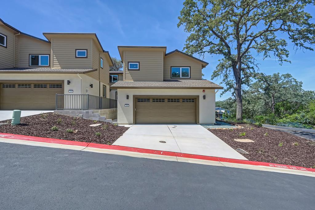 200 Lago Drive A1