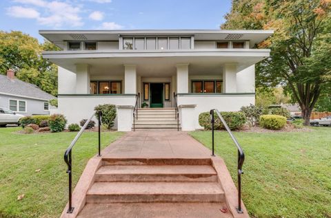 1863 Vallejo Way Sacramento CA 95818