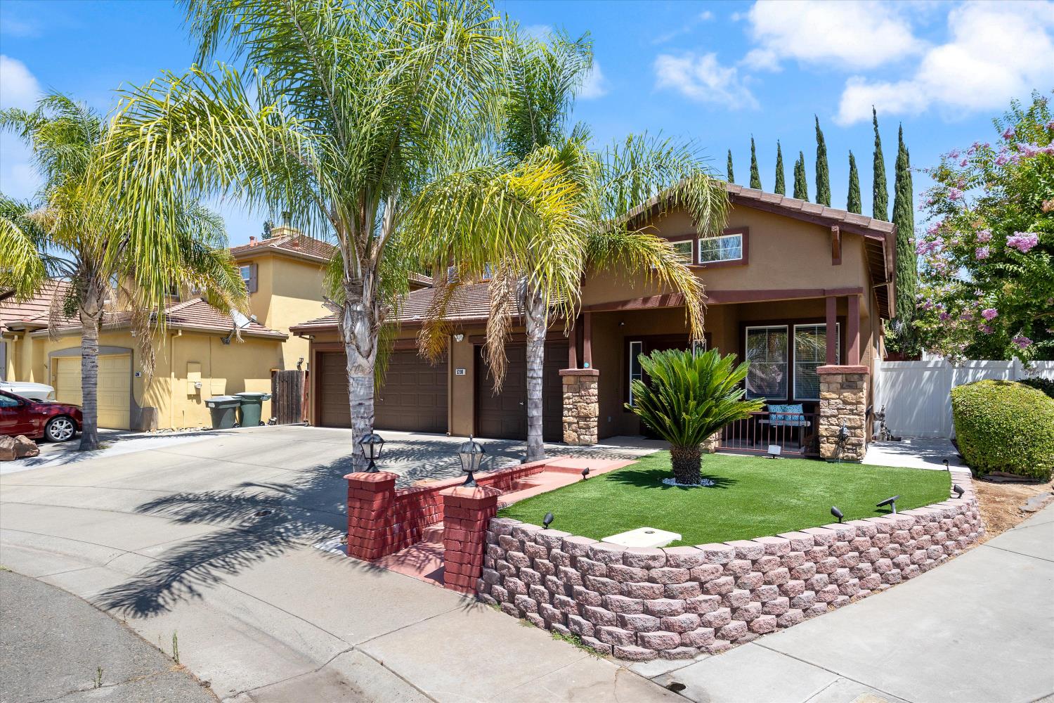 5200 Hartson