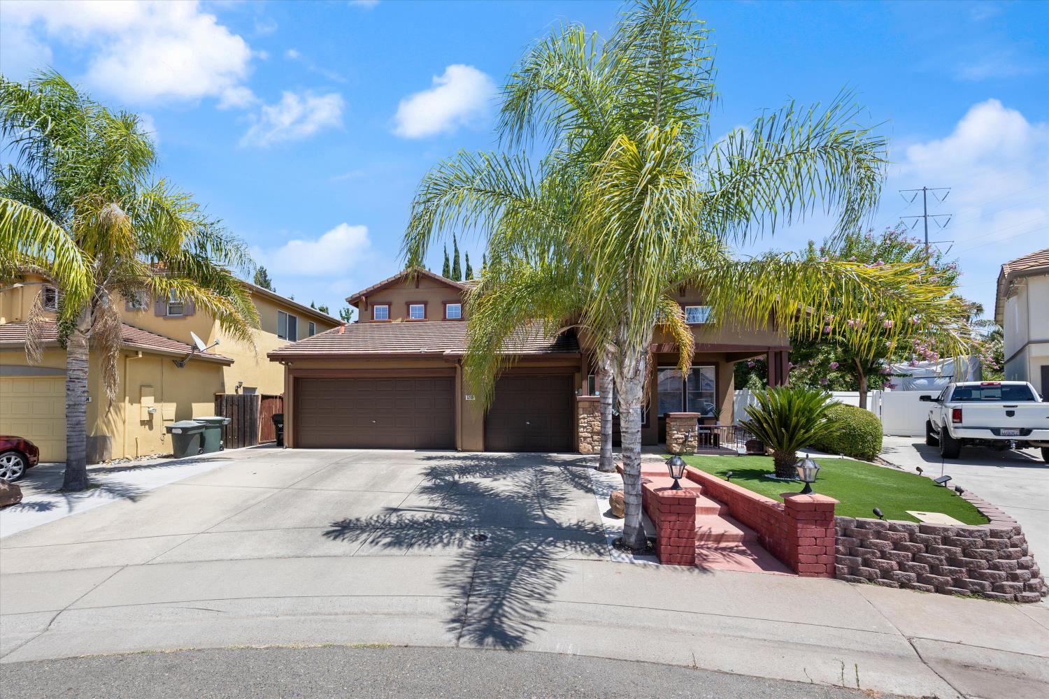 5200 Hartson