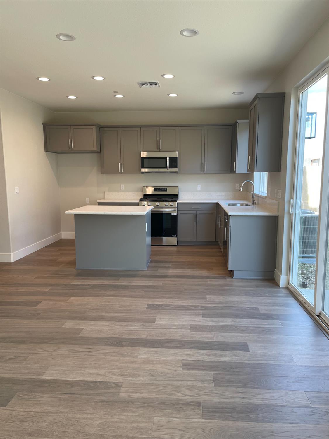 1153 Coyote Peak Way