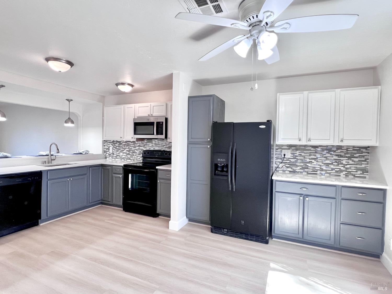 490 Edgewood Drive 23