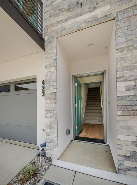 423 Cleveland Street Woodland CA 95695