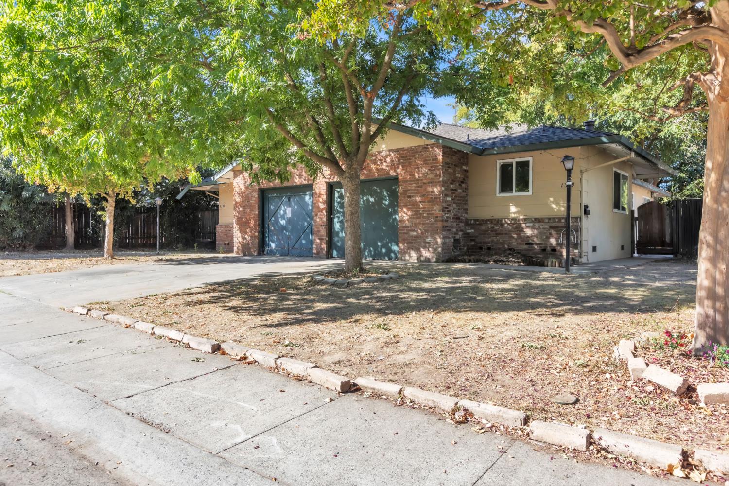 1309 Topaz Way