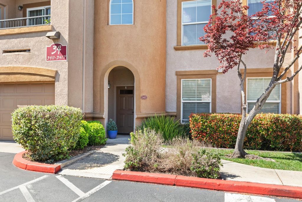 Photo of 5350 Dunlay Drive #3417, Sacramento, CA 95835 (MLS # 226032586)