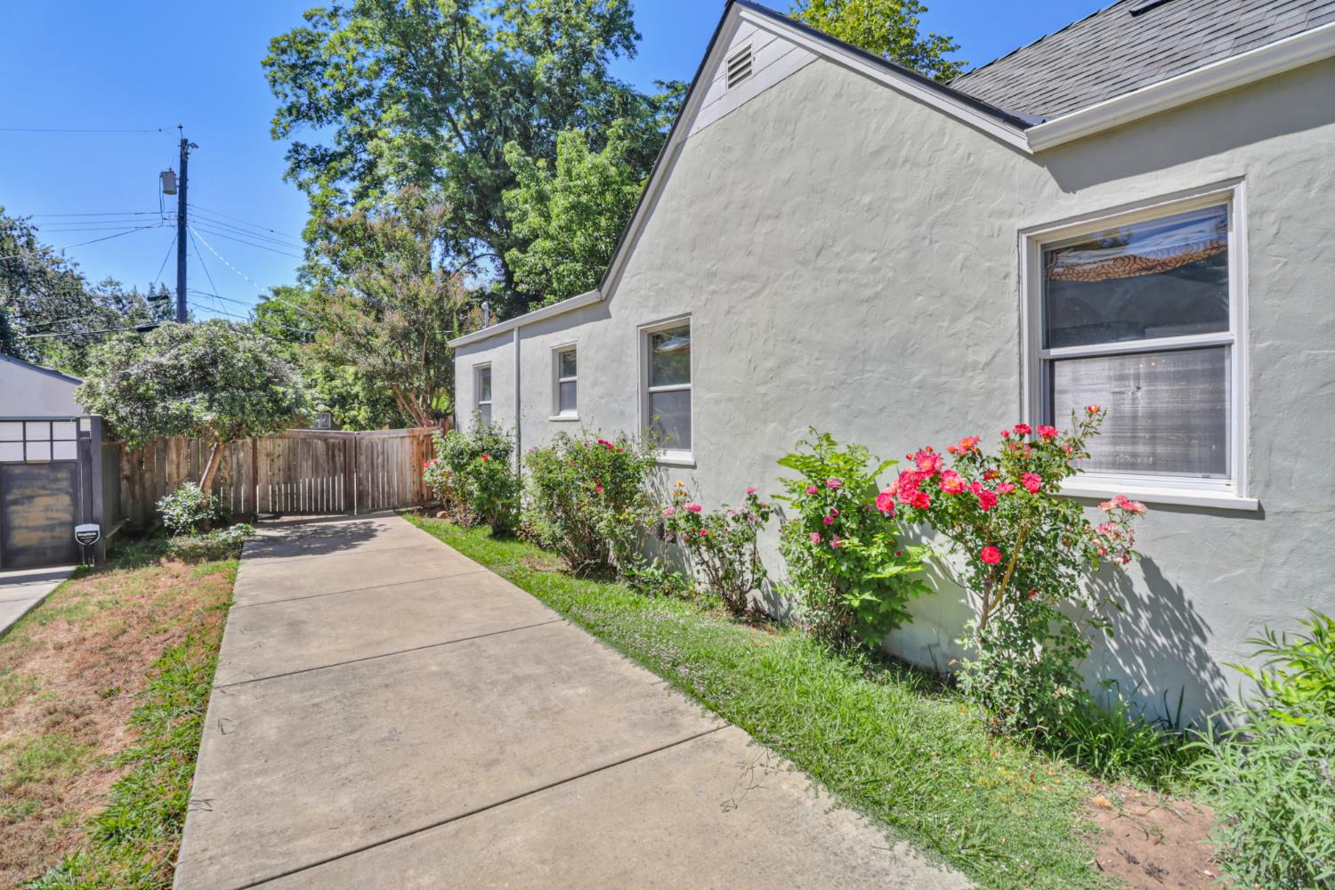 1864 46th Street