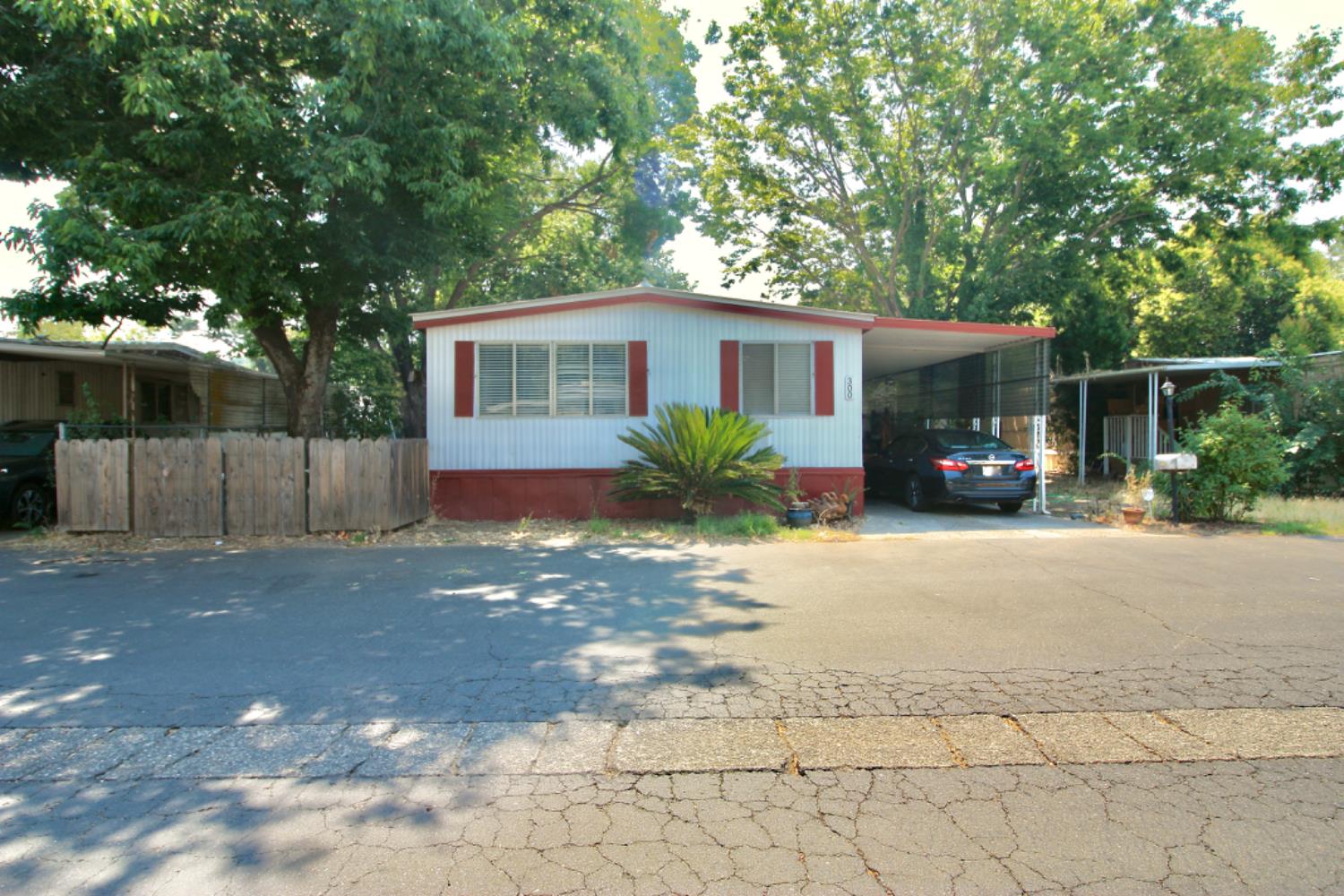 3156 Esplanade 300