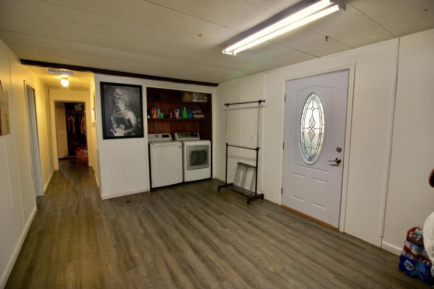 3156 Esplanade 300
