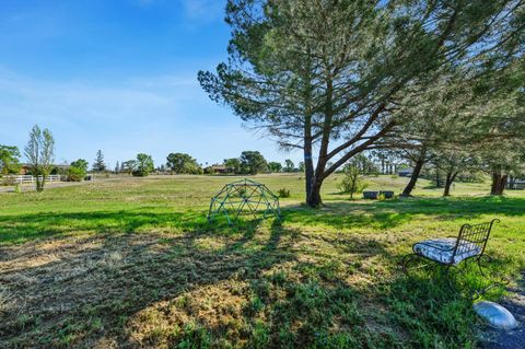 11890 Cresthill Drive Elk Grove CA 95624