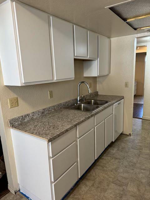 8220 Center Parkway 38