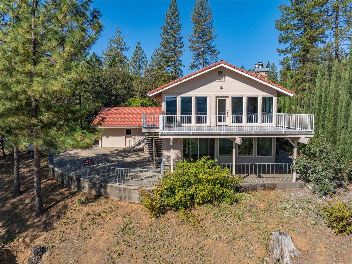 19985 Northwoods Drive