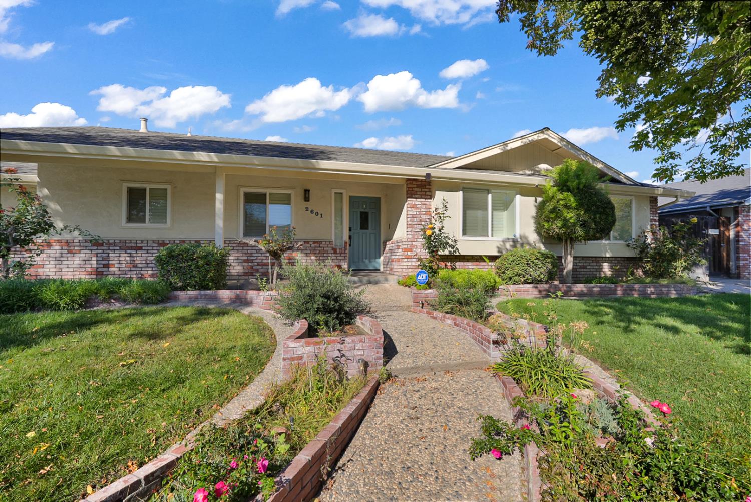 2601 Mill Oak Drive