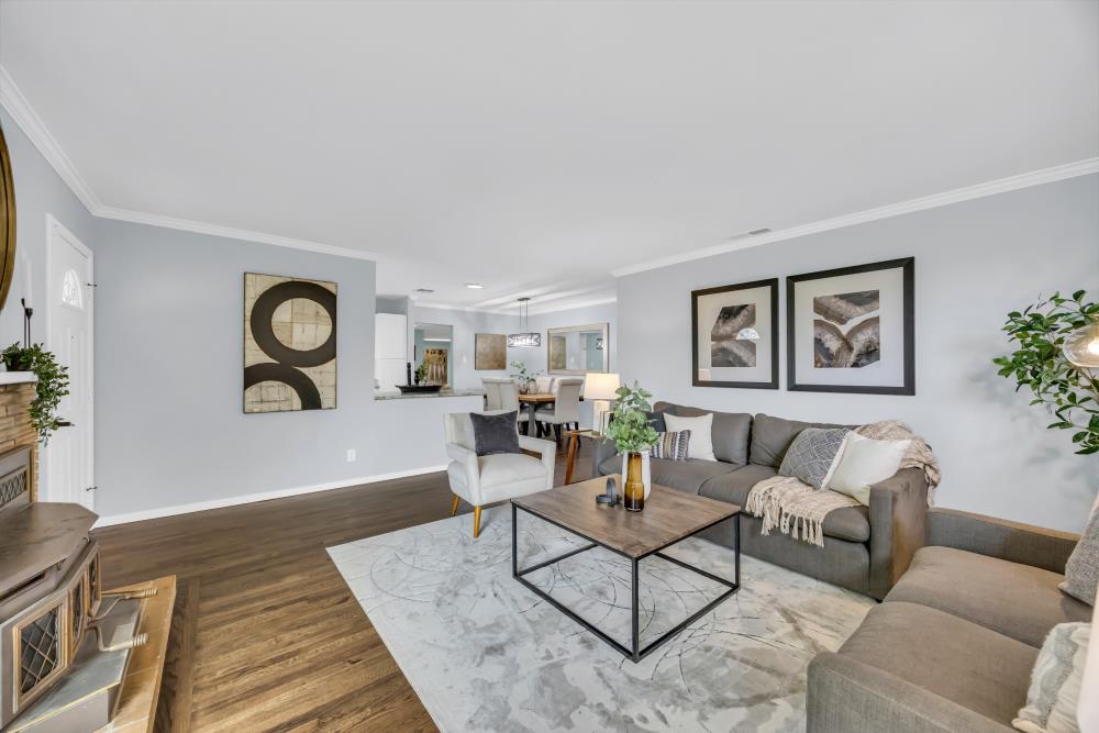 4341 Baywood Way