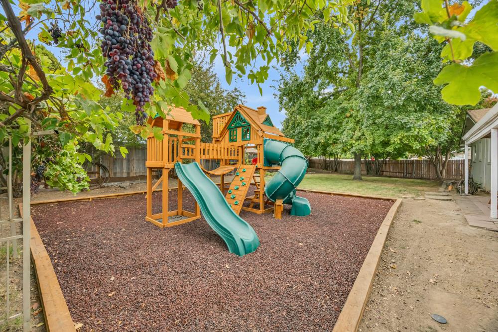 4341 Baywood Way