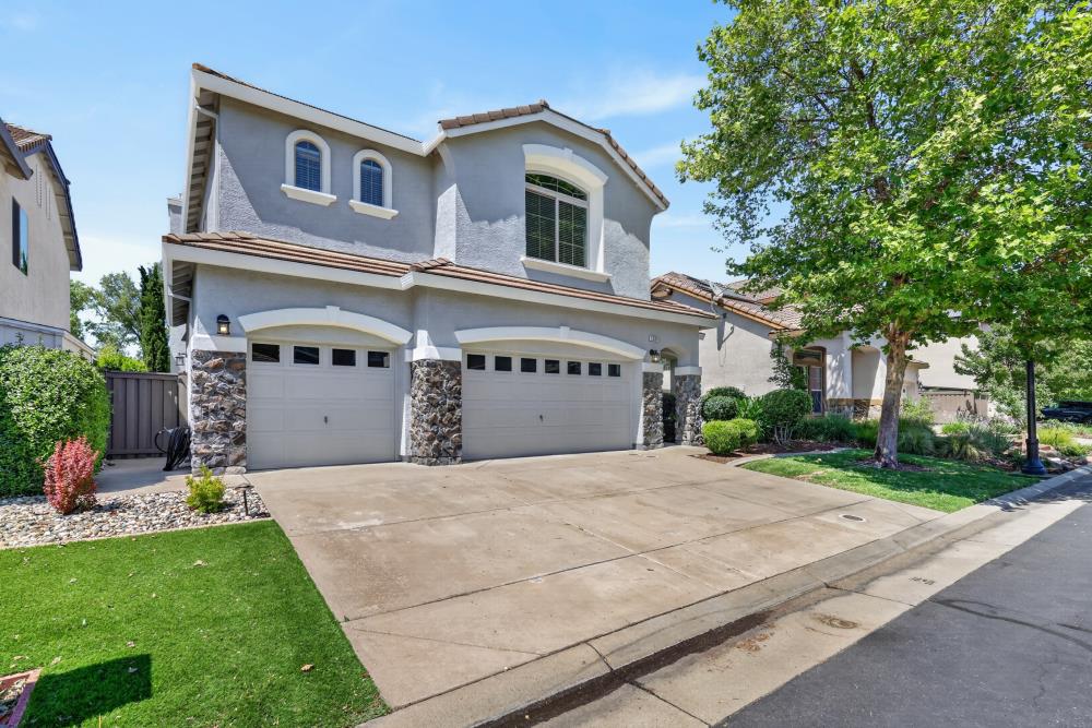 1525 Rainbow Trout Street