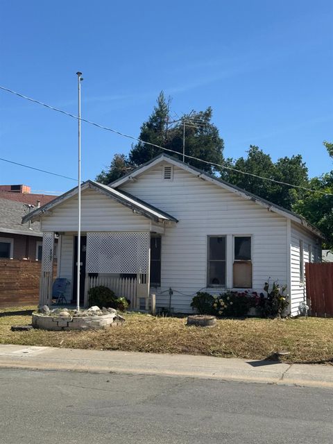 4005 San Carlos Way Sacramento CA 95820