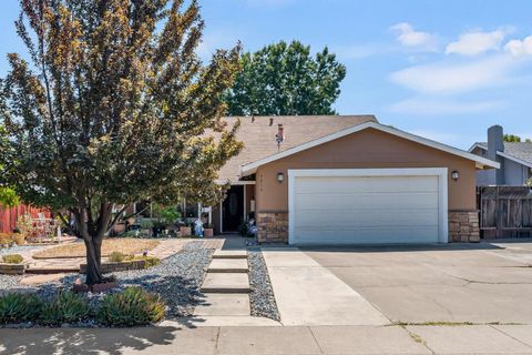 9016 Kiefer Boulevard, Sacramento, CA 95826 - #: 225106374