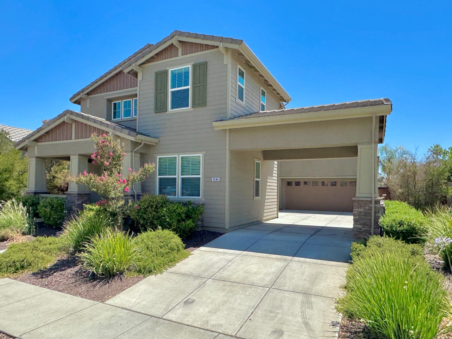 2544 Mack Way