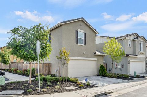 8801 Ariston Lane Elk Grove CA 95758
