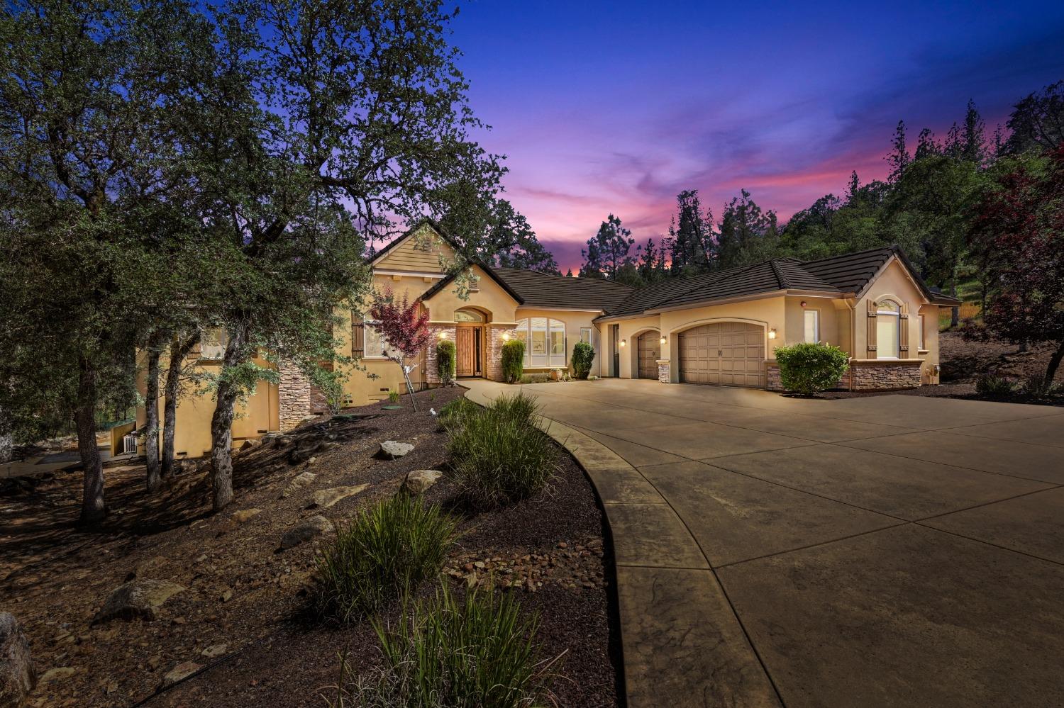 15255 Woodmont Lane