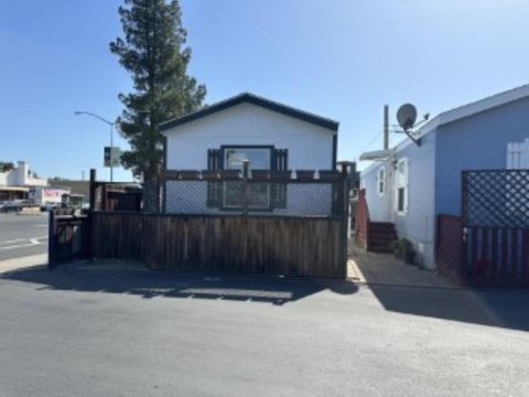 MLS: 225052978