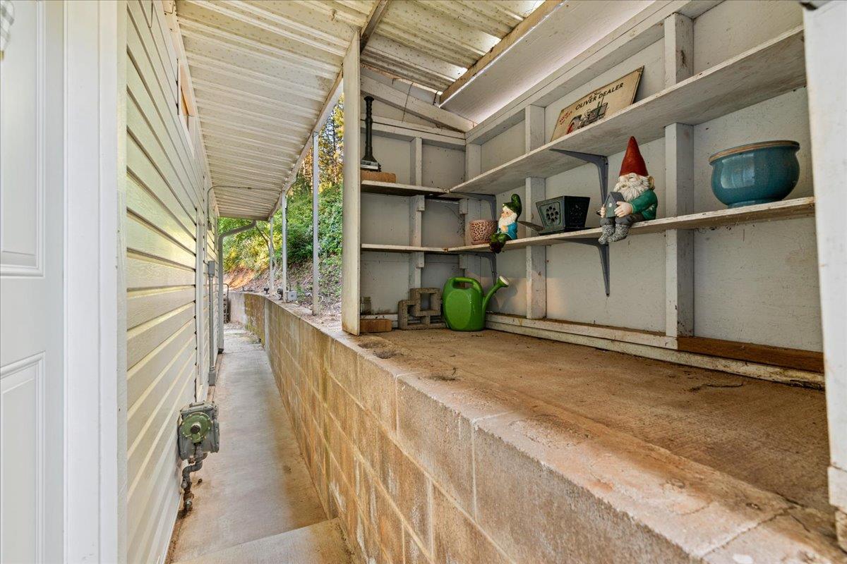 Applegate, California 95703, United States, 2 Bedrooms Bedrooms, ,2 BathroomsBathrooms,Residential,Active,165247