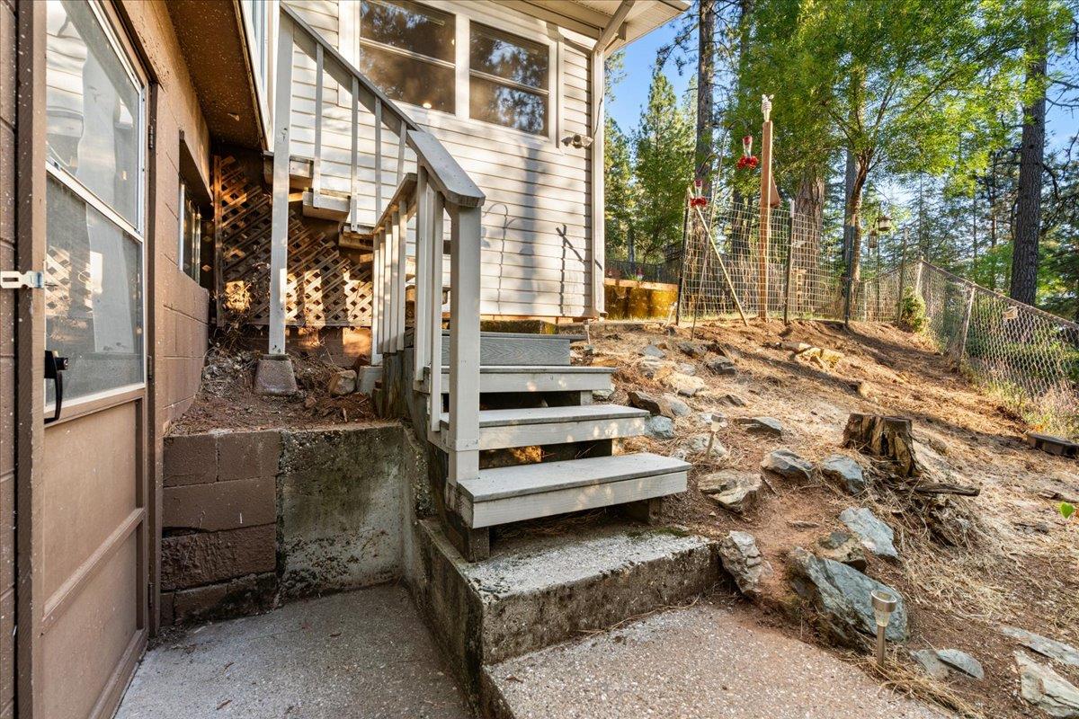 Applegate, California 95703, United States, 2 Bedrooms Bedrooms, ,2 BathroomsBathrooms,Residential,Active,165247