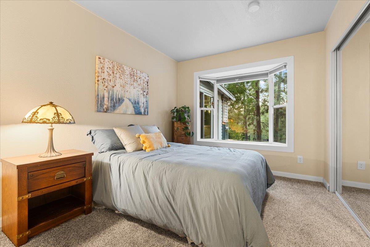 Applegate, California 95703, United States, 2 Bedrooms Bedrooms, ,2 BathroomsBathrooms,Residential,Active,165247