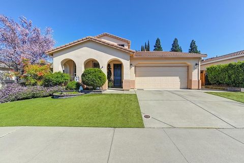 7688 Rosehall Drive, Roseville, CA 95678 - MLS#: 225028694
