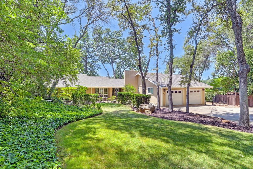 3490 Fairway Drive