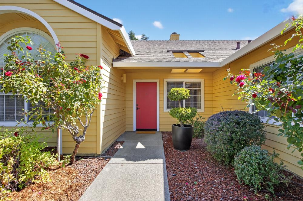 208 Avocet Avenue