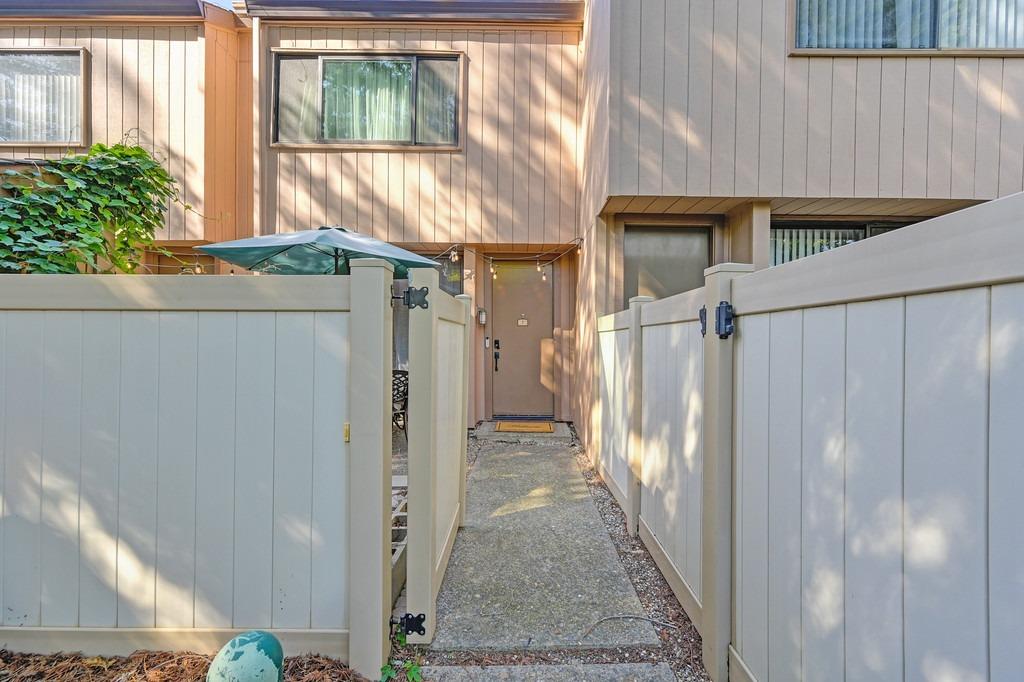 536 Woodside Oaks 7