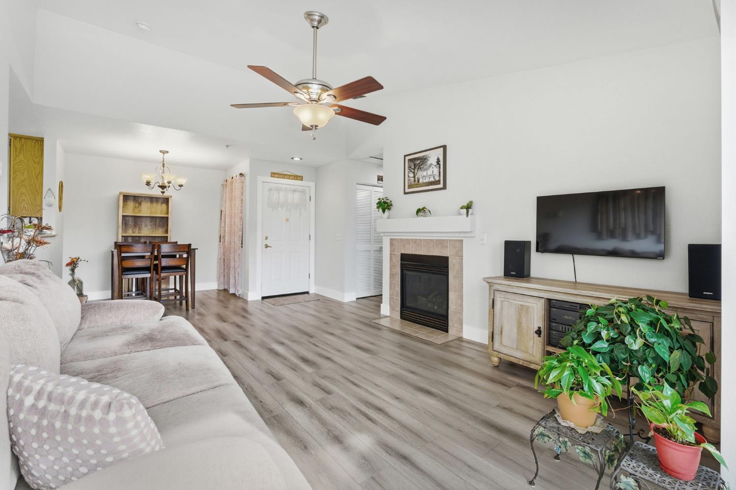 8020 Walerga Road 1168