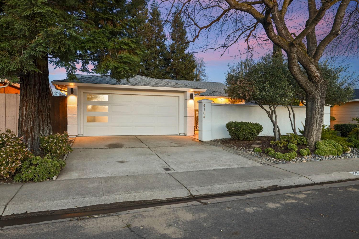 4104 Hennings Drive