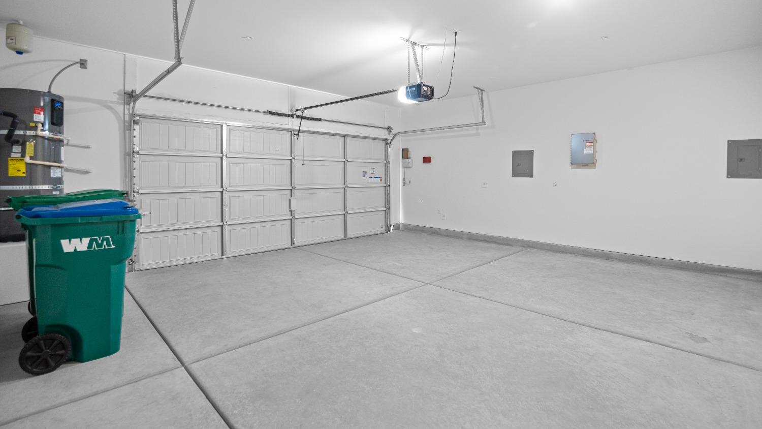 Stockton, California 95212, United States, 4 Bedrooms Bedrooms, ,2 BathroomsBathrooms,Residential,Active,89260