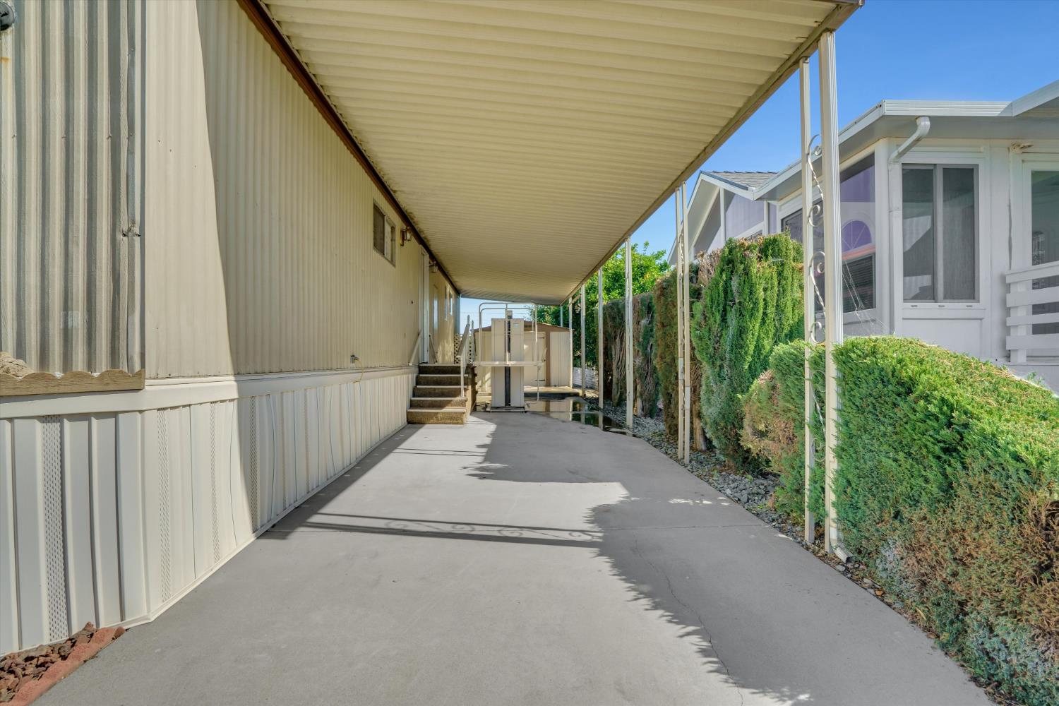 604 Pringle Ave 2