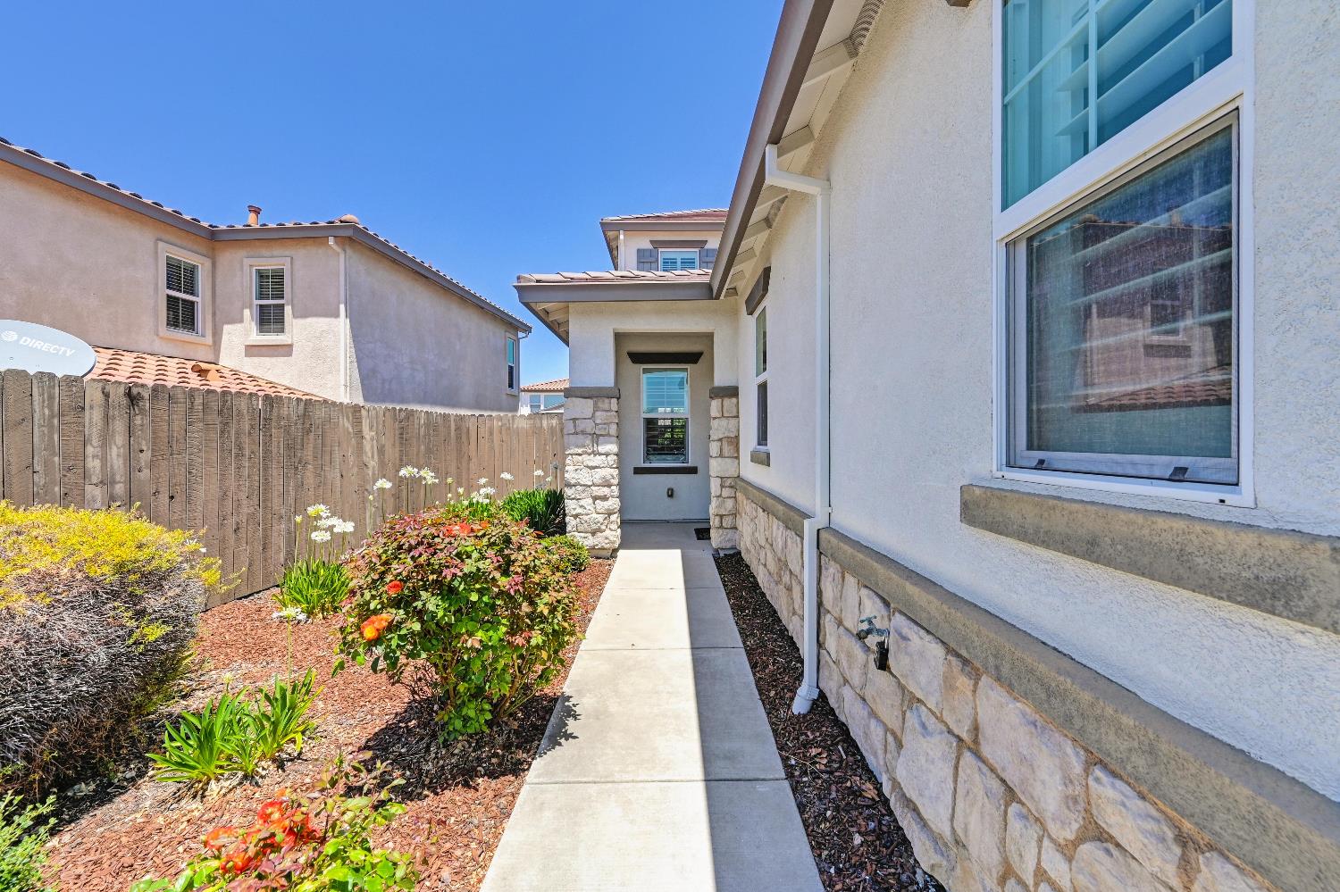 2407 Trail Dust Lane