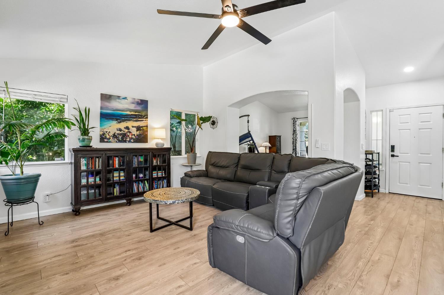 2258 Oregon Way
