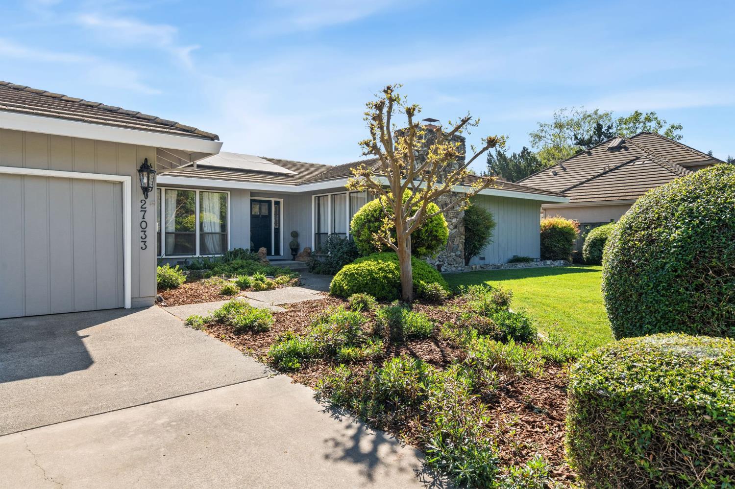 27033 E El Macero Drive