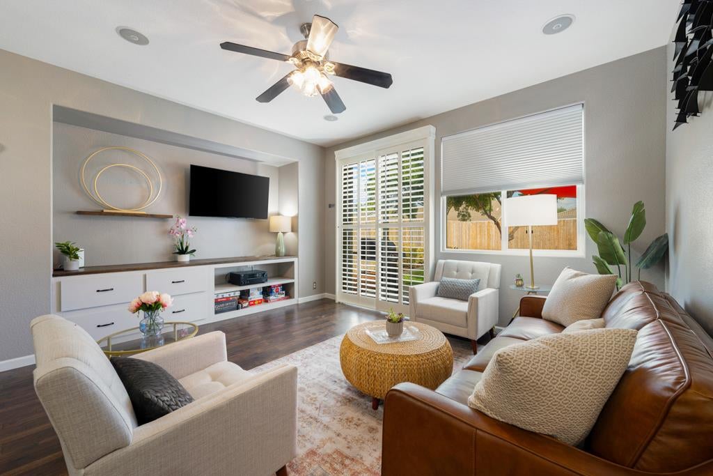 2429 Independence Trail
