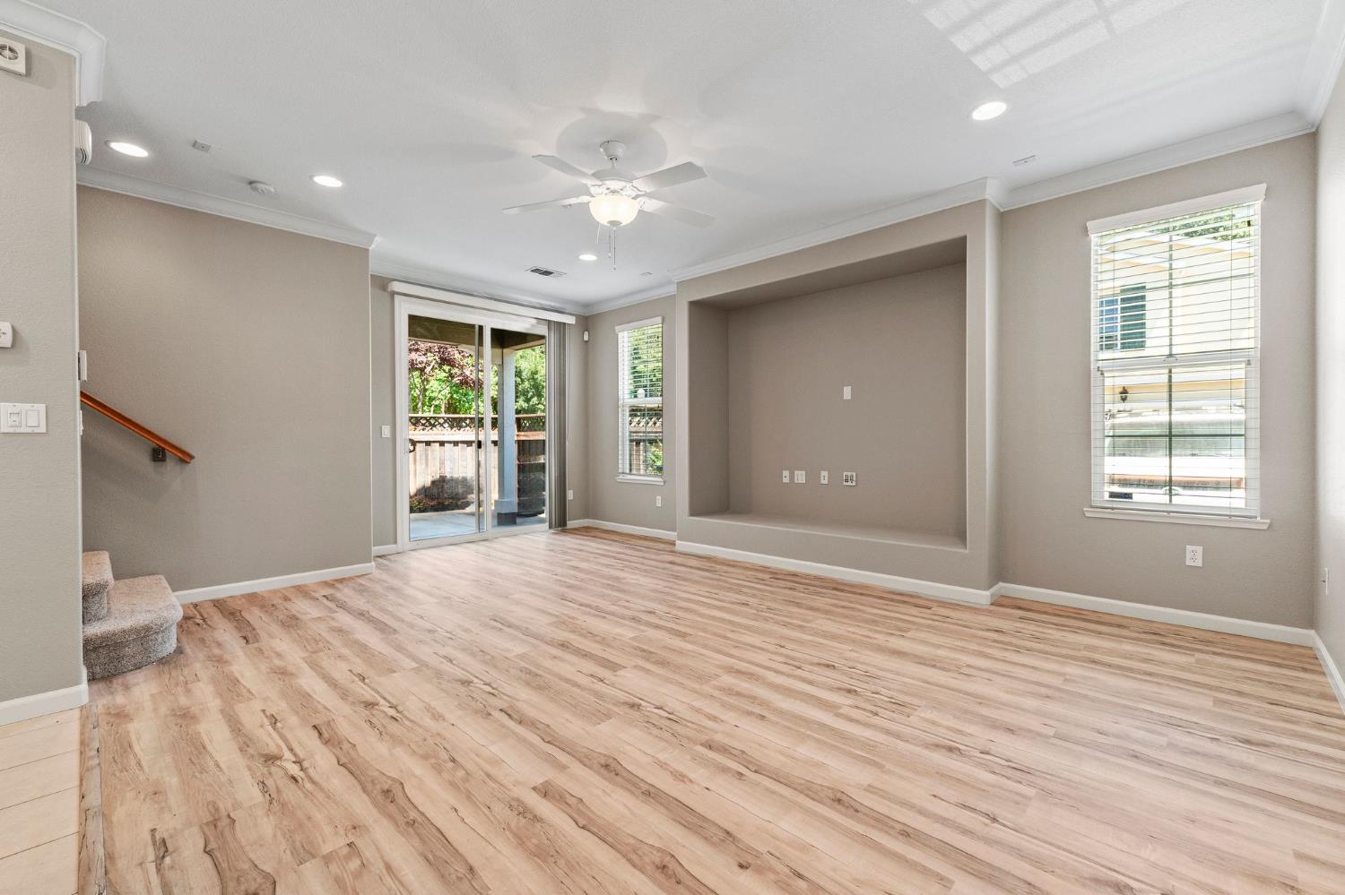5998 Camden Circle
