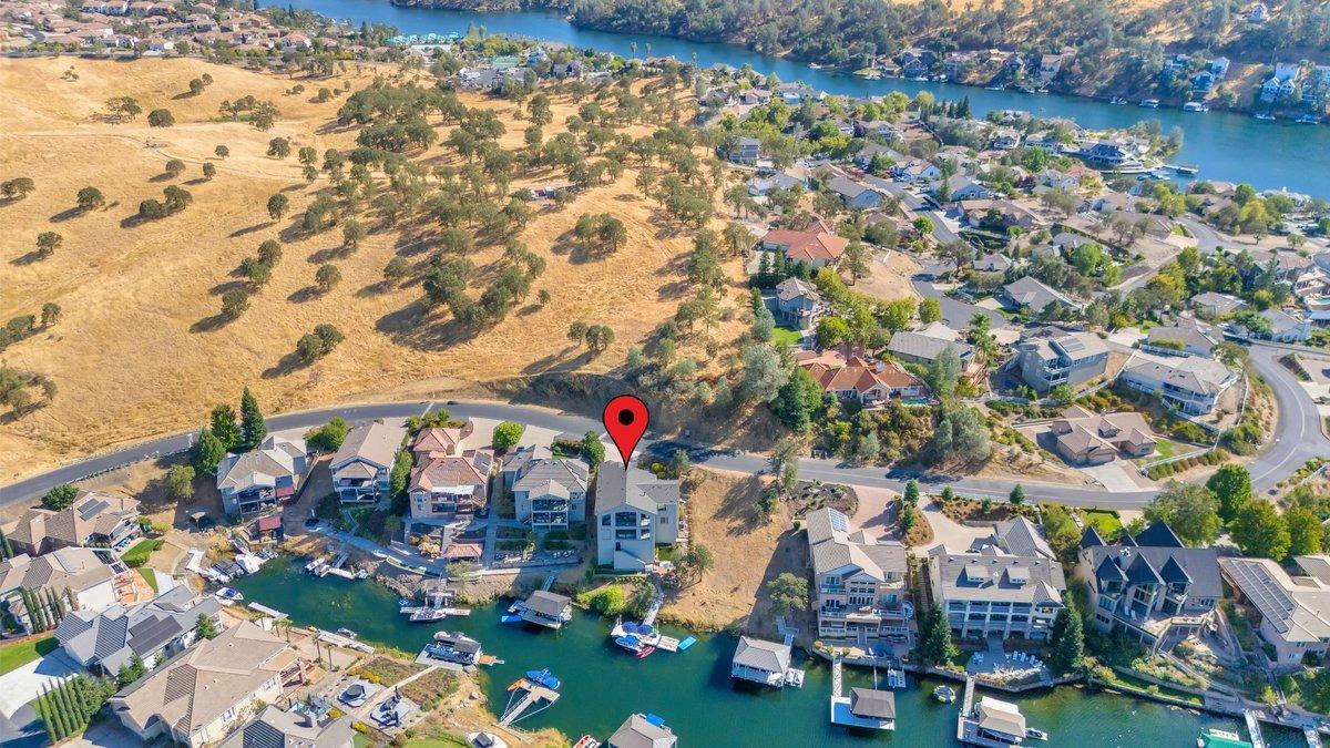 6066 Bluff View Road 45