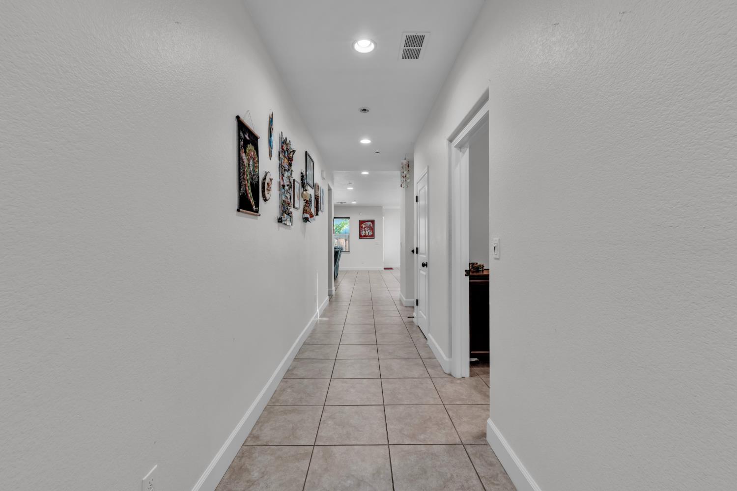 1433 Cummings Way