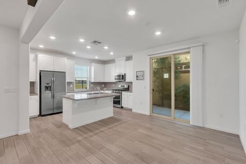 9319 Mystic Lake Alley, Sacramento, CA 95829 - #: 225008011
