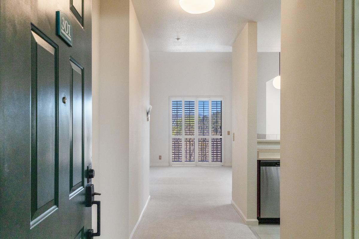 951 S 12th 301