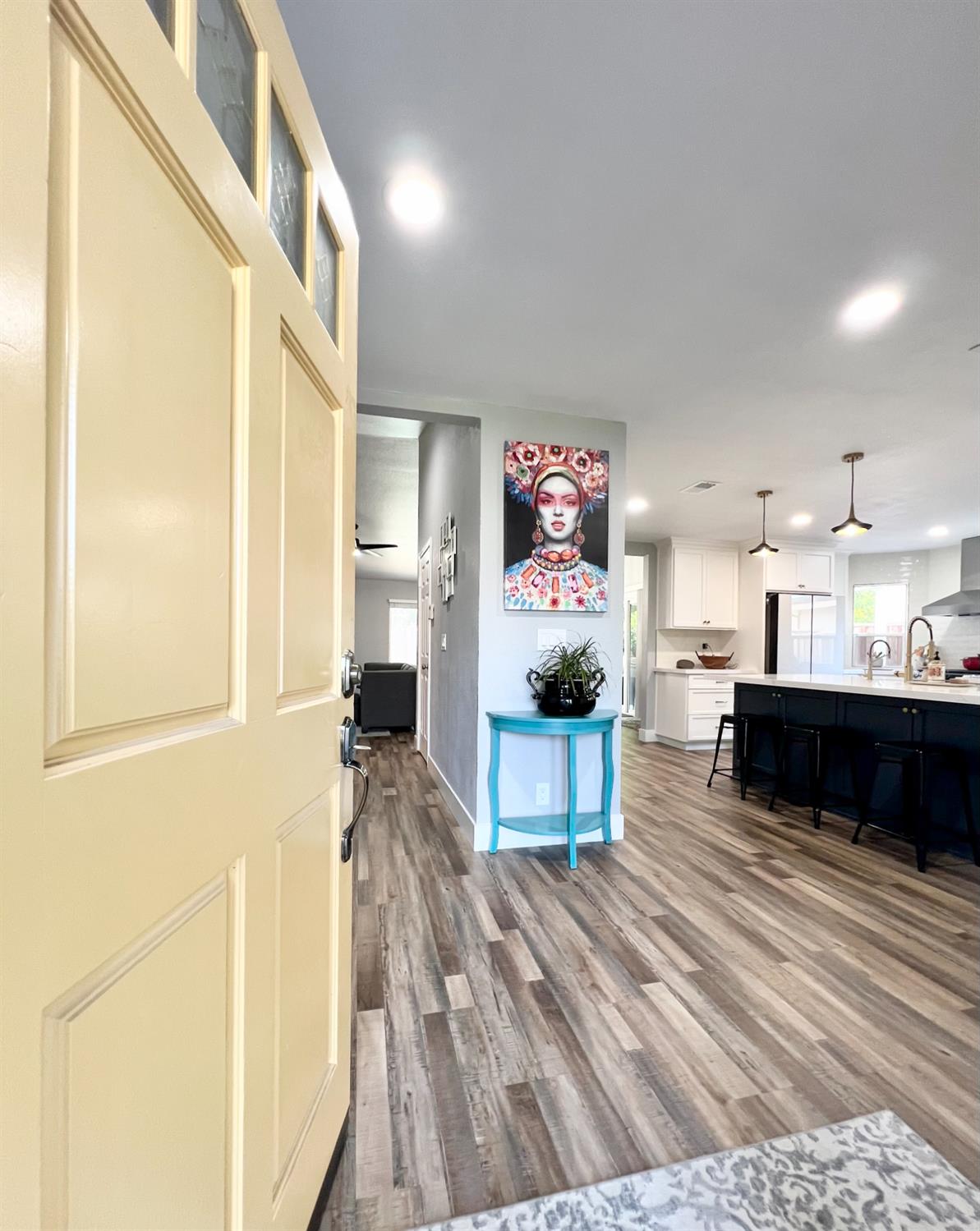 5912 Laguna Villa Way