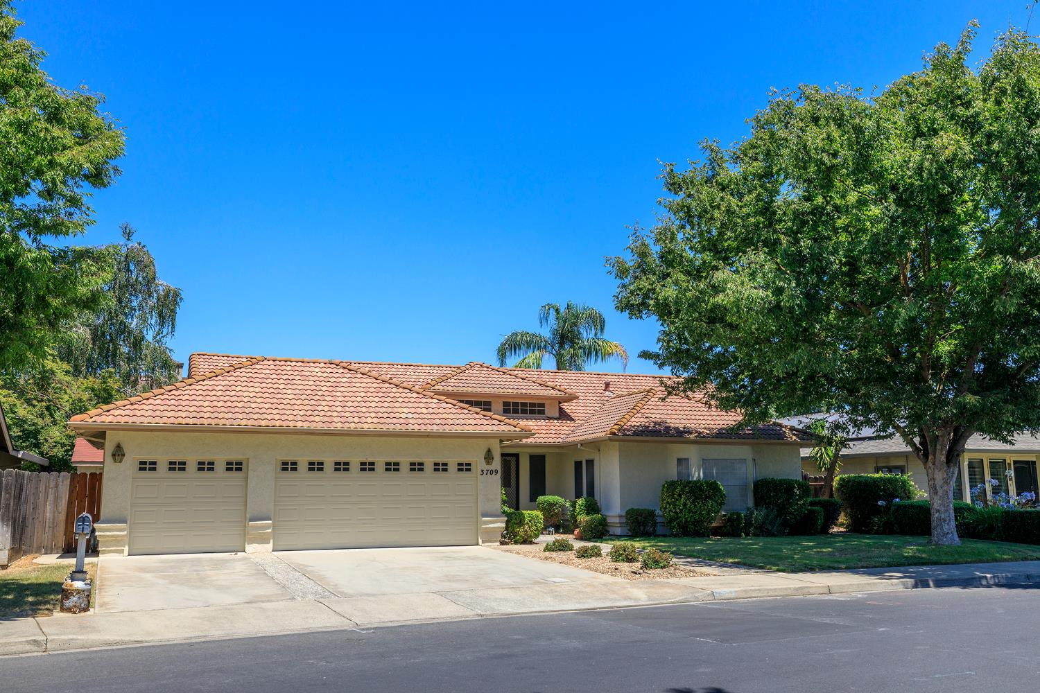 3709 Springcreek Drive