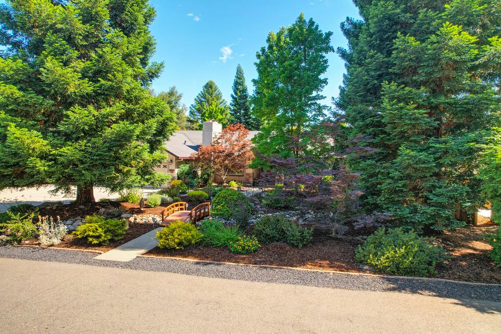 9859 Mosswood Circle