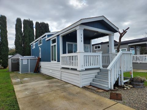 713 Oakdale Street, Folsom, CA 95630 - MLS#: 225016670