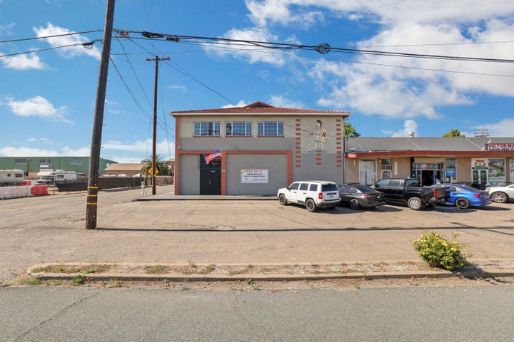 Photo 1 of 60 — 9040 E Highway 12, Victor, CA 95253